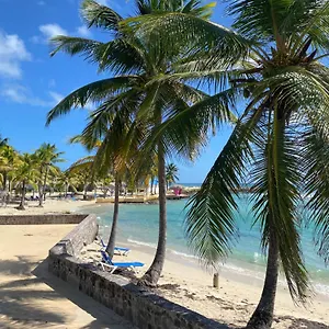 https://lecrin-creole.comcaribbean.com