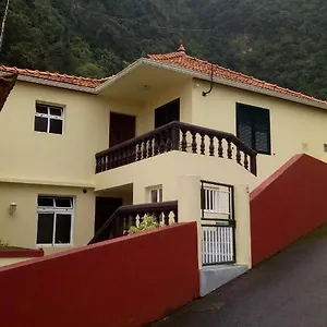 https://casa-reis.madeira-islandshotels.com
